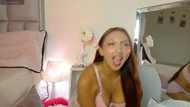 Cattleya_Love - pull down my bra + pinch my nipple