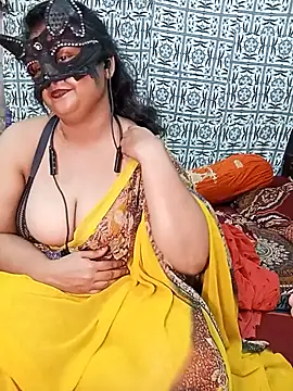Tanisha-Chy - Full nude show,fingering,etc.