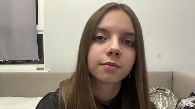 LisaPorse - show belly + cute wink