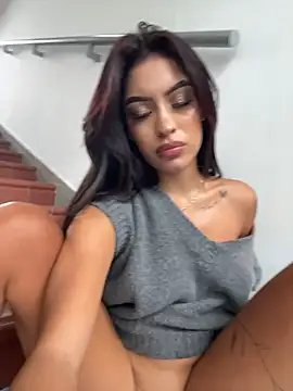 MystiqueXXX - FINGERING MY PUSSY CLOSE UP 👑😈