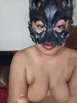 Maskedcurves - Public booby oil show