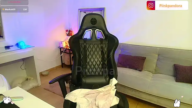 Piinkpandora - Doggy<3