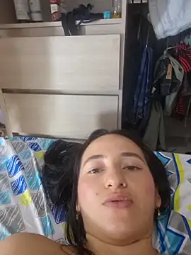 Naty_wet_17 - suck pussy and ass