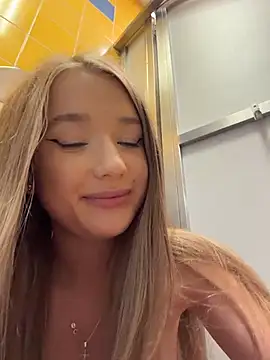 Milaa_sun - take off panties on knees MENS WC 🚽