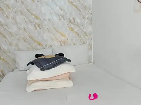 Emma_Jonnes1 - Sexy dance