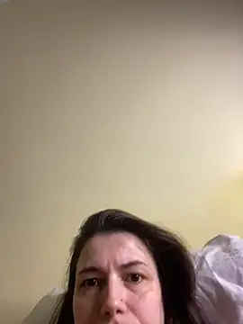 Cutee_Erika - show pussy