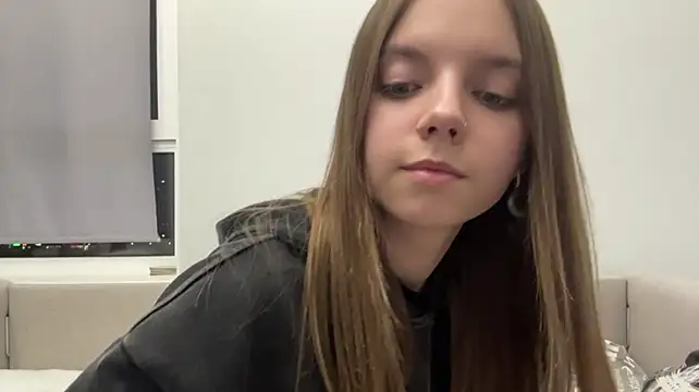 LisaPorse - show belly + cute wink
