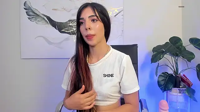 Crystal_arlette_ - show milk