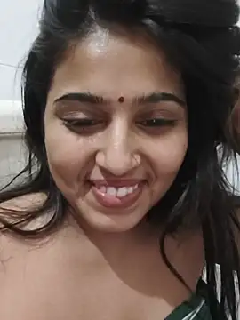 Cute-Simmi69 - Nude dance 🩰🪩