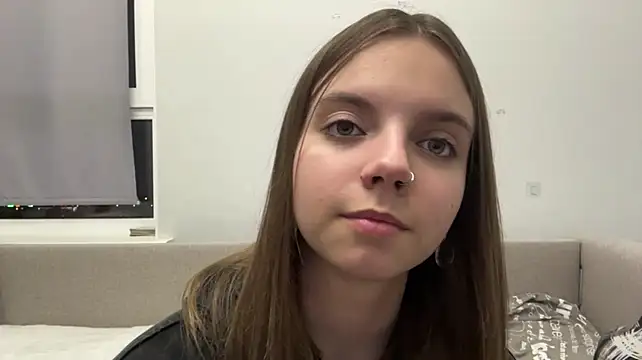 LisaPorse - show belly + cute wink