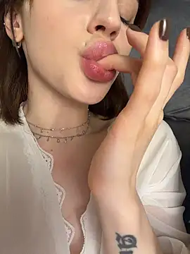 Camilla_Railian - Fingering 💦💦💦get me creamy