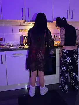 AsianLadyWan - 💦 Creme up Boobs