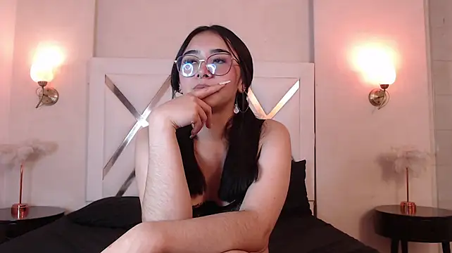 AntonellaCarther - Drool saliva on my nipps