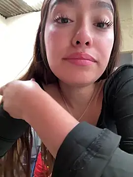 Miakittyyy - GLASS DILDO IN MY PUSSY 💗🥵