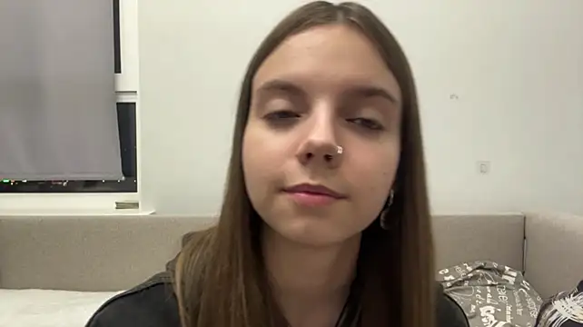 LisaPorse - show belly + cute wink