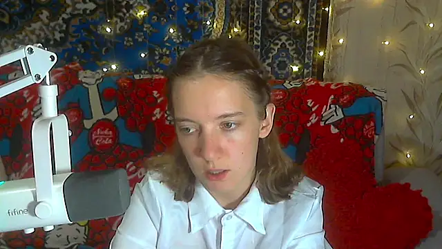 Babychloeshow - Strip to sexy lin for 5 min! 🎒⏱️