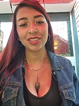 Kari-h - Spitting and licking tits 🤤