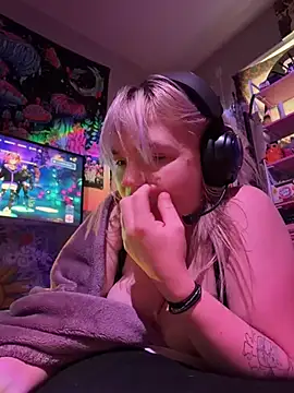 Cutiepiespanks - 🫧🧼Shower Get Me Soaked🧼🫧