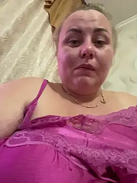Mommy-girl-Lola - Naked body