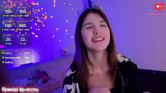 Lunar_Bunny - kiss on the lips
