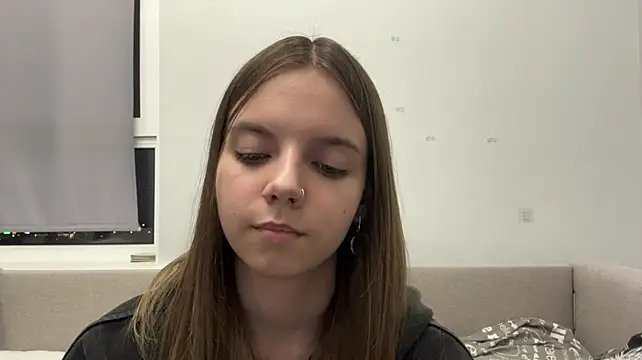 LisaPorse - show belly + cute wink