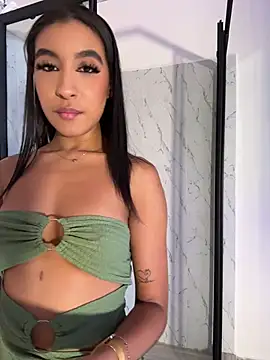 Naomi_Silk - TAKE OFF THE TOWEL