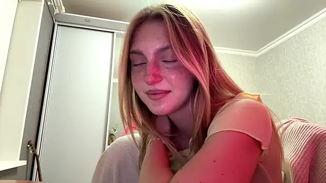 LatishaKrauel - Take off my top : dress bikini bra
