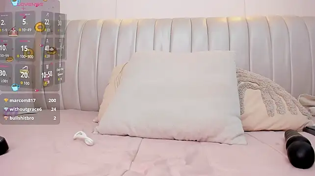 Naomi_Rousse - ride a dildo