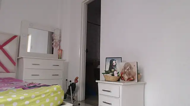 JessikaHoot - ass in doggy style