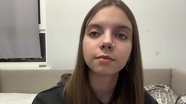 LisaPorse - show belly + cute wink