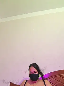 Night-Queen-2 - Suck niple