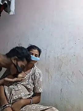 Bhabhi_pronstar - Pussy show 1 minute 👄