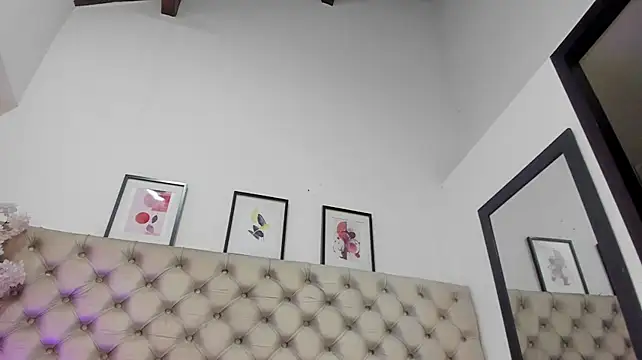 LucyClem - Suck Fingers 🍒