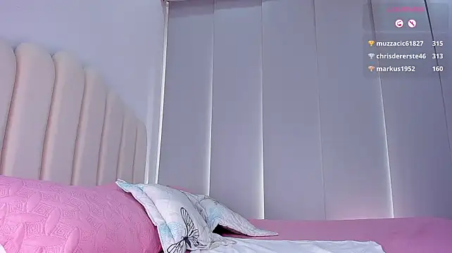 Amira-Zahra - CONTROL MY TOYS X 5 MINUTES