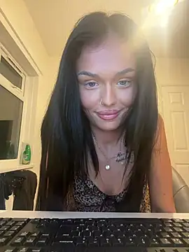 FlirtyFoxyxx