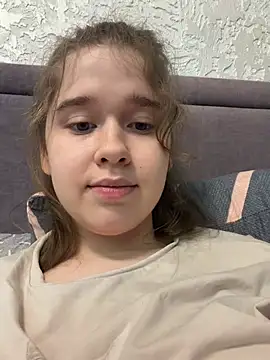 HornyGirlH - DOGGY WITHOUT PANTIES