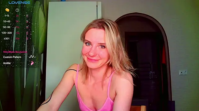 Caramel_piegirl - pussy open