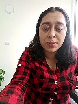 Queen_Yess - Full NAKED + OIL + RUB MY CLIT😏