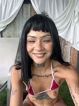 AxaraXXX - SQUIRT OUTDOORS💦💦💦 JUICE FOR YOU🥵💦