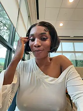 ___Nessa - Public naked Run&Squirt public