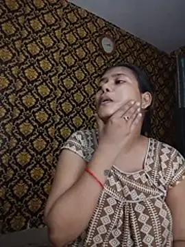 Hot_desi_bb2 - Full nude face pussy
