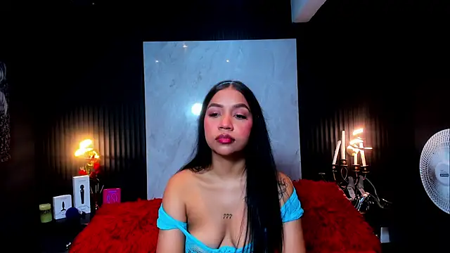 MiaWolton