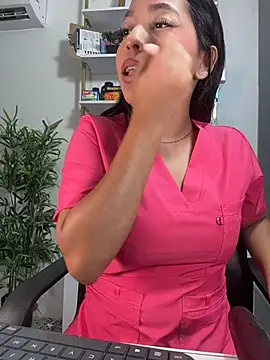 MiaCamille_ - show ass in doggy + bounce (rebotar)