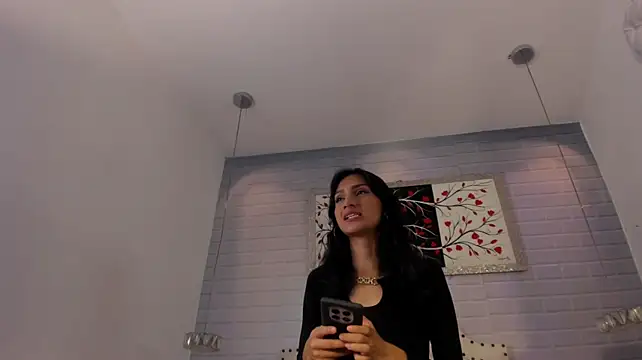 LolaSkinny - pussyplay