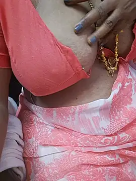 Tamil_Ammani - Boobs show😜😜😝🥰🔥🔥🔥