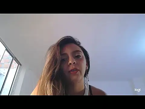 Fernanda_moretti - licking fingers and rubbing pussy