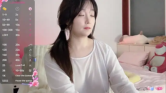 _flipped_ - show boobs露胸
