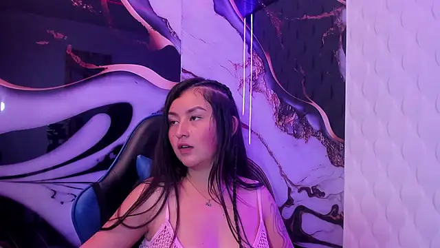 Madison_chanell - Show boobs + oil