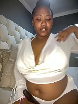 BlackFatAssX - LUSH AND DOMI SQUIRT SHOW
