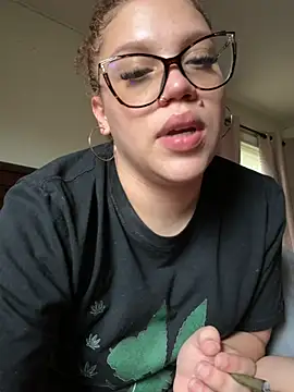 QueenNuttCollector - Fuck machine ticket show😈
